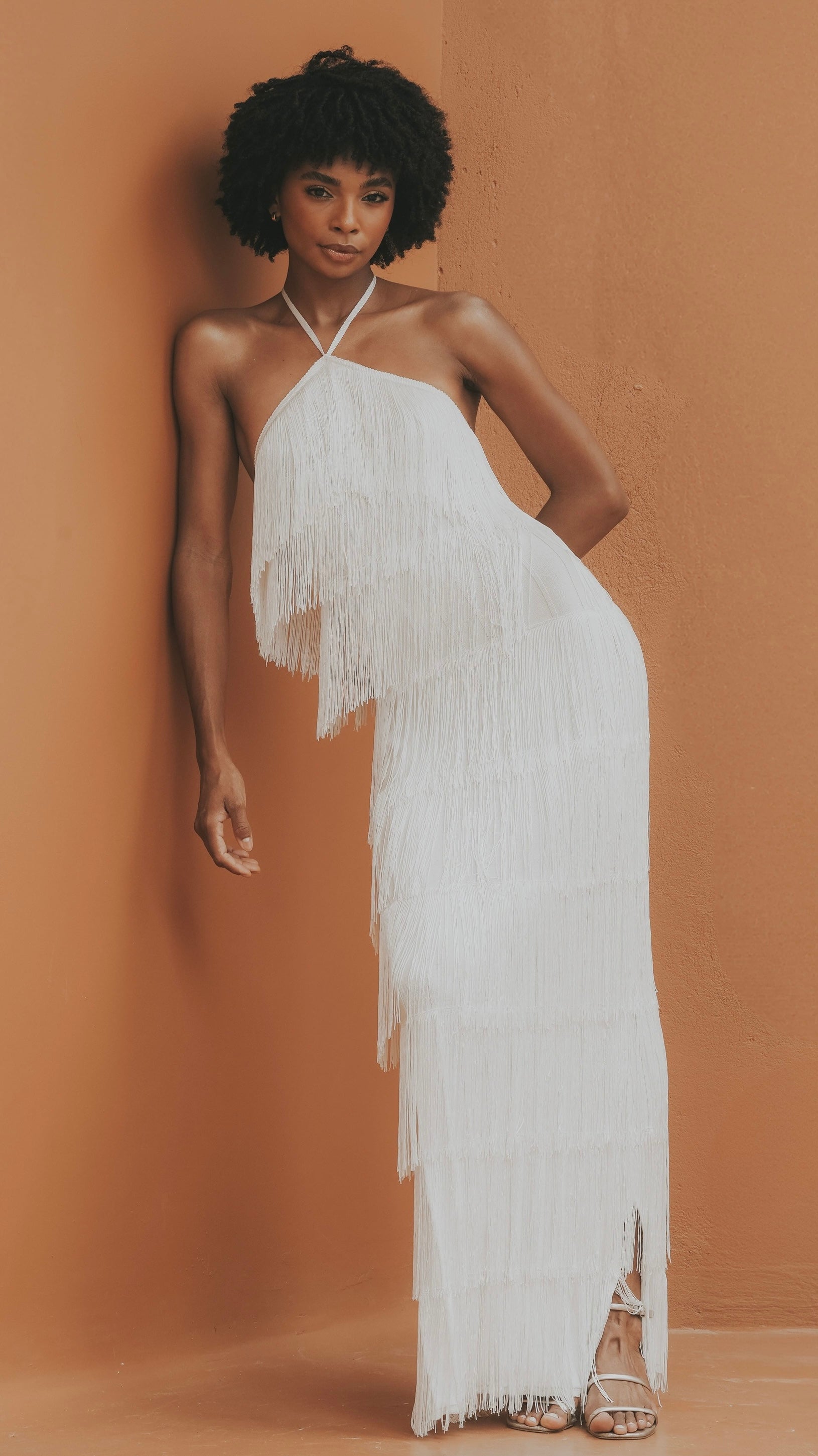 vestido clássico franjas off